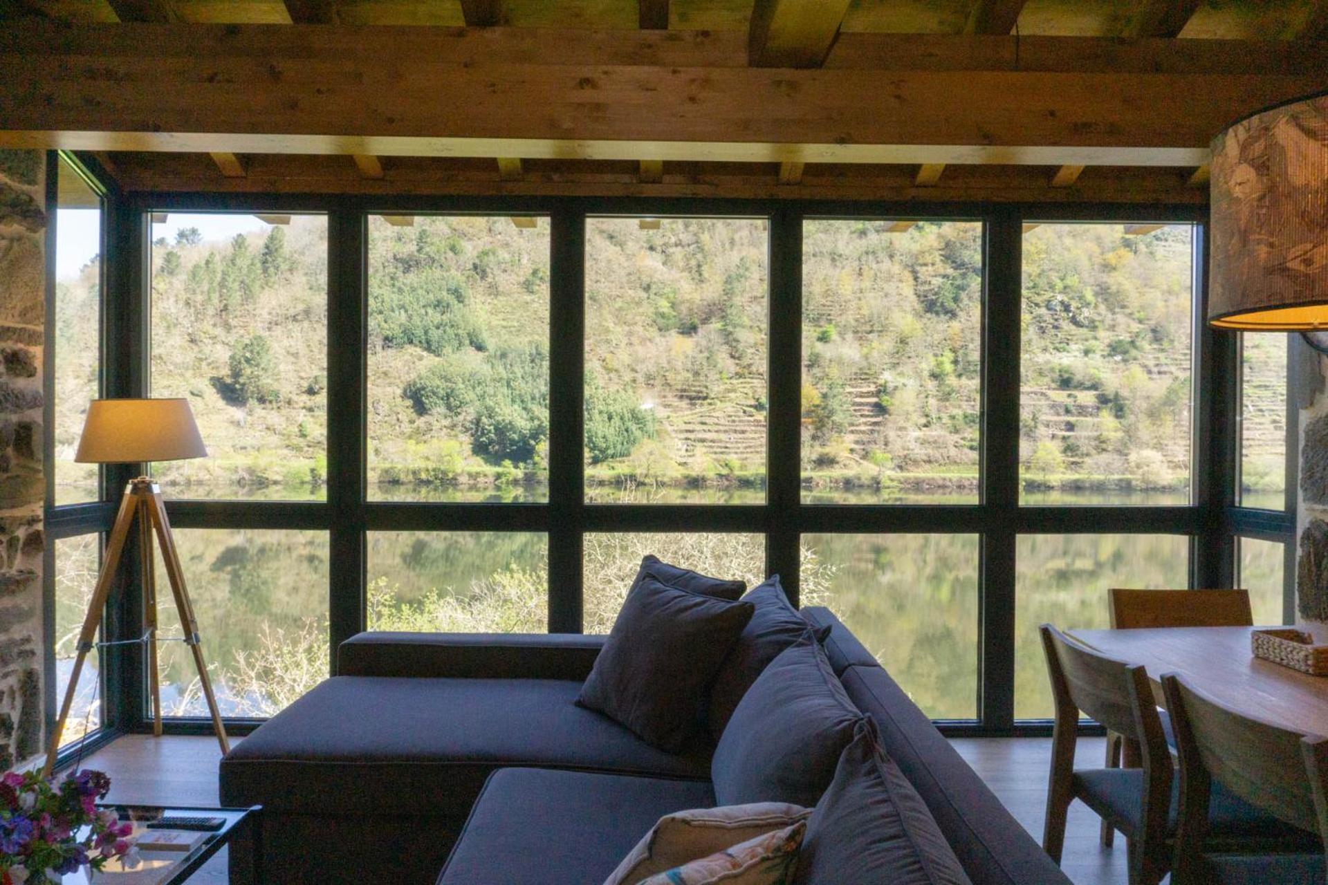 Ferienwohnung Ribeira Sacra A Orilla Rio Mino Casas Do Pincelo Exterior foto
